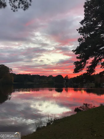 $825,000 | 2025 Castle Lake Drive, Tyrone, GA 30290