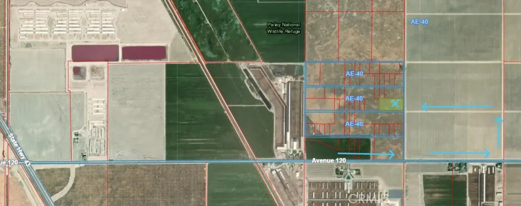 0 120th Pixley, CA 93256 - Photo 2 of 2 a bathroom with a sink and a mirror