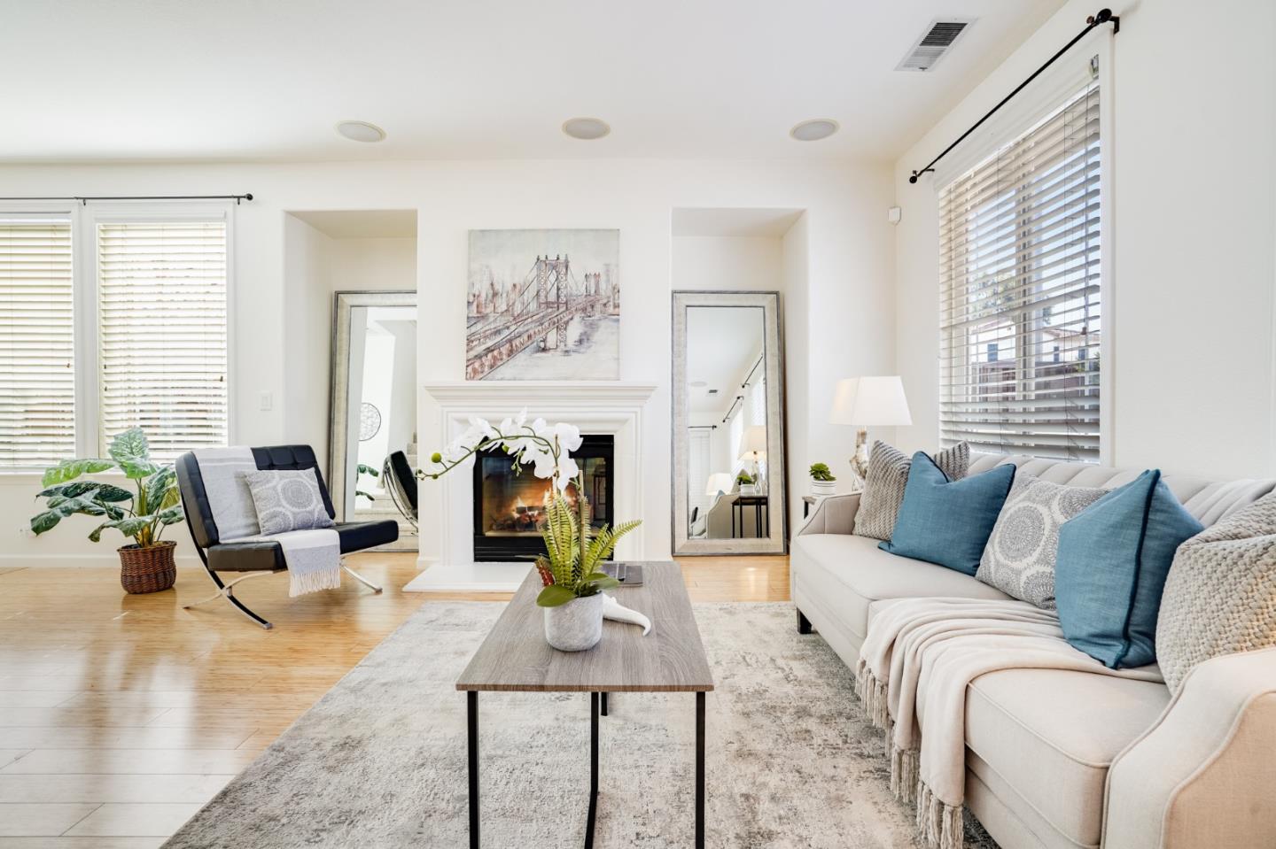 779 Canoas Creek Circle San Jose, CA 95136 - Photo 8 of 58 a living room with furniture kitchen view and large windows
