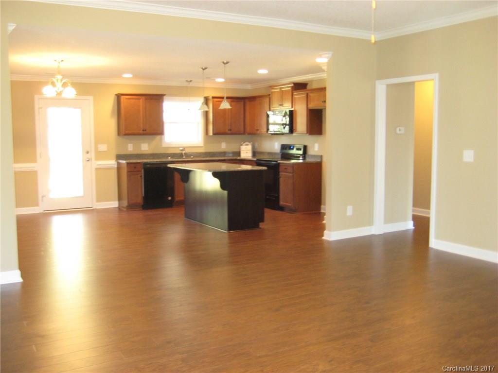 610 East Old Limestone Road York, SC 29745 - Photo 12 of 22 Gallery Image 12