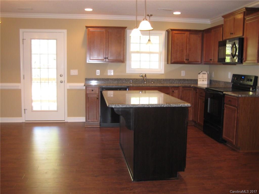 610 East Old Limestone Road York, SC 29745 - Photo 7 of 22 Gallery Image 7