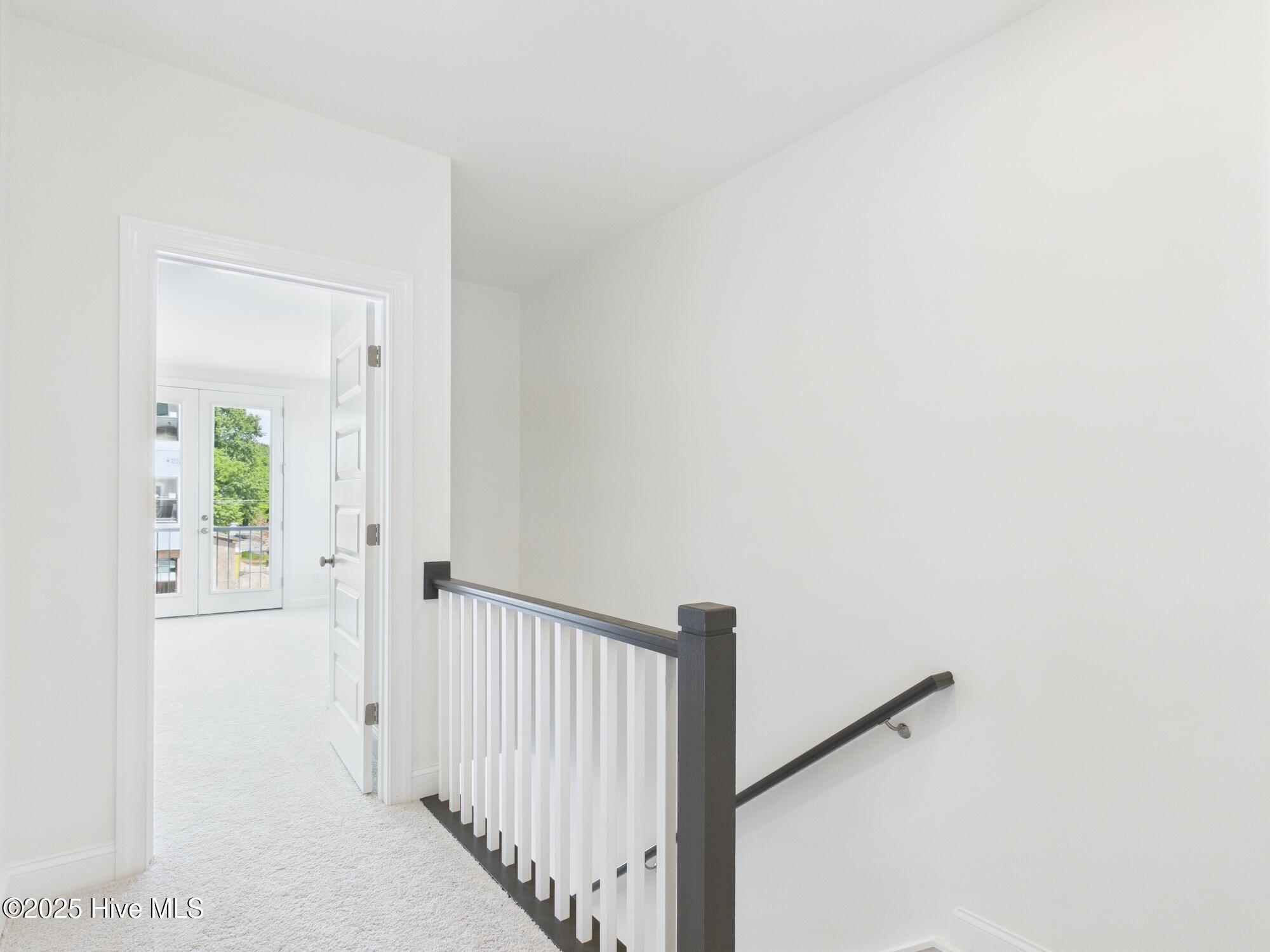 1259 Shaw View Alley Raleigh, NC 27601 - Photo 18 of 46 CAM01608G0-PR0097-STILL020