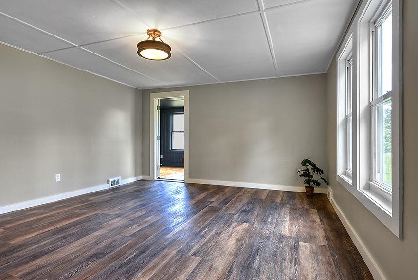 58 Meadow Road Keene, NH 03431 - Photo 3 of 21 Gallery Image 3