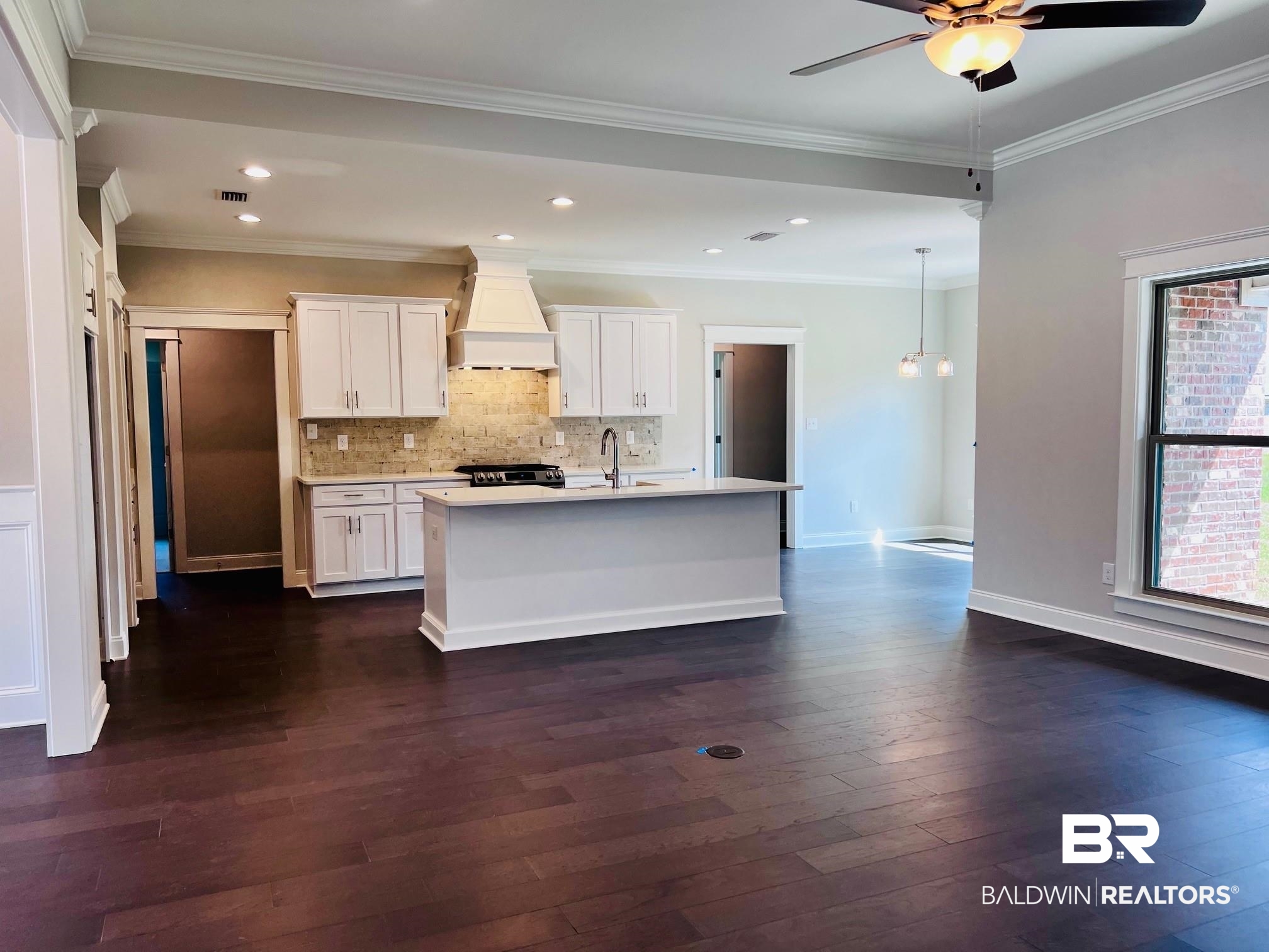 654 Kitfox Avenue Fairhope, AL 36532 - Photo 4 of 13 Gallery Image 4