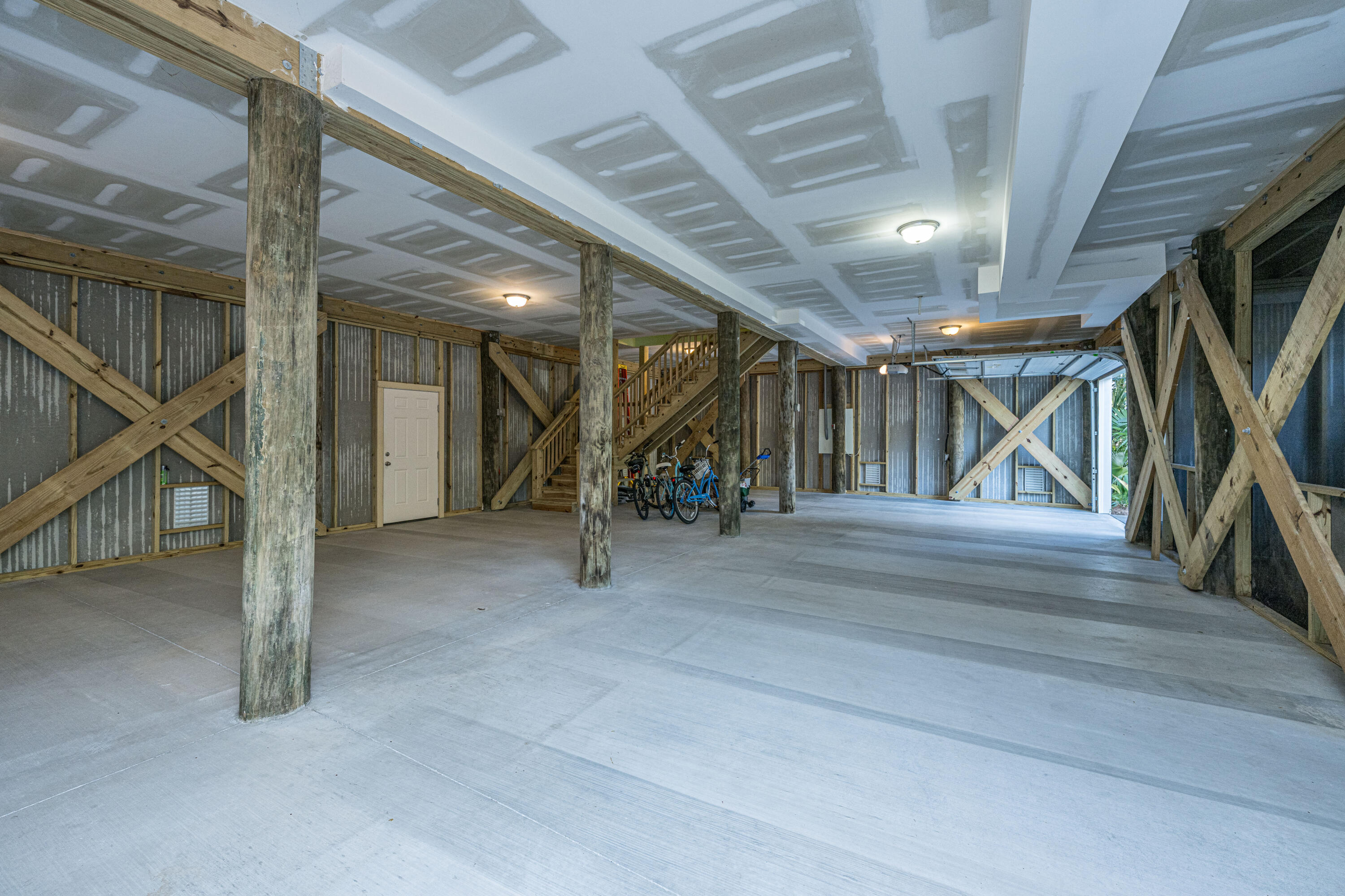 211 West Hudson Avenue Folly Beach, SC 29439 - Photo 40 of 63 211WHudsonAve127