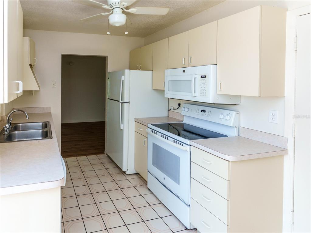 11341 Winwood Place Port Richey, FL 34668 - Photo 15 of 26