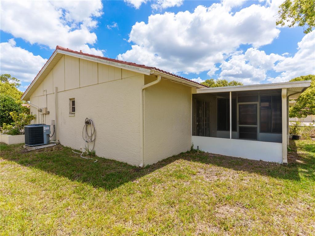 11341 Winwood Place Port Richey, FL 34668 - Photo 17 of 26