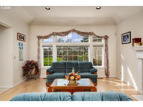$925,000 | 575 Northwest Blueridge Court, Beaverton, OR 97006