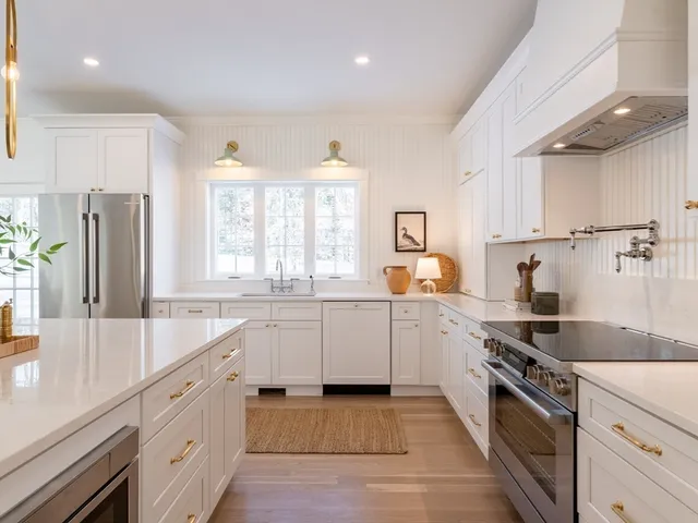 $2,659,000 | 74 Teakettle Lane, Duxbury, MA 02332