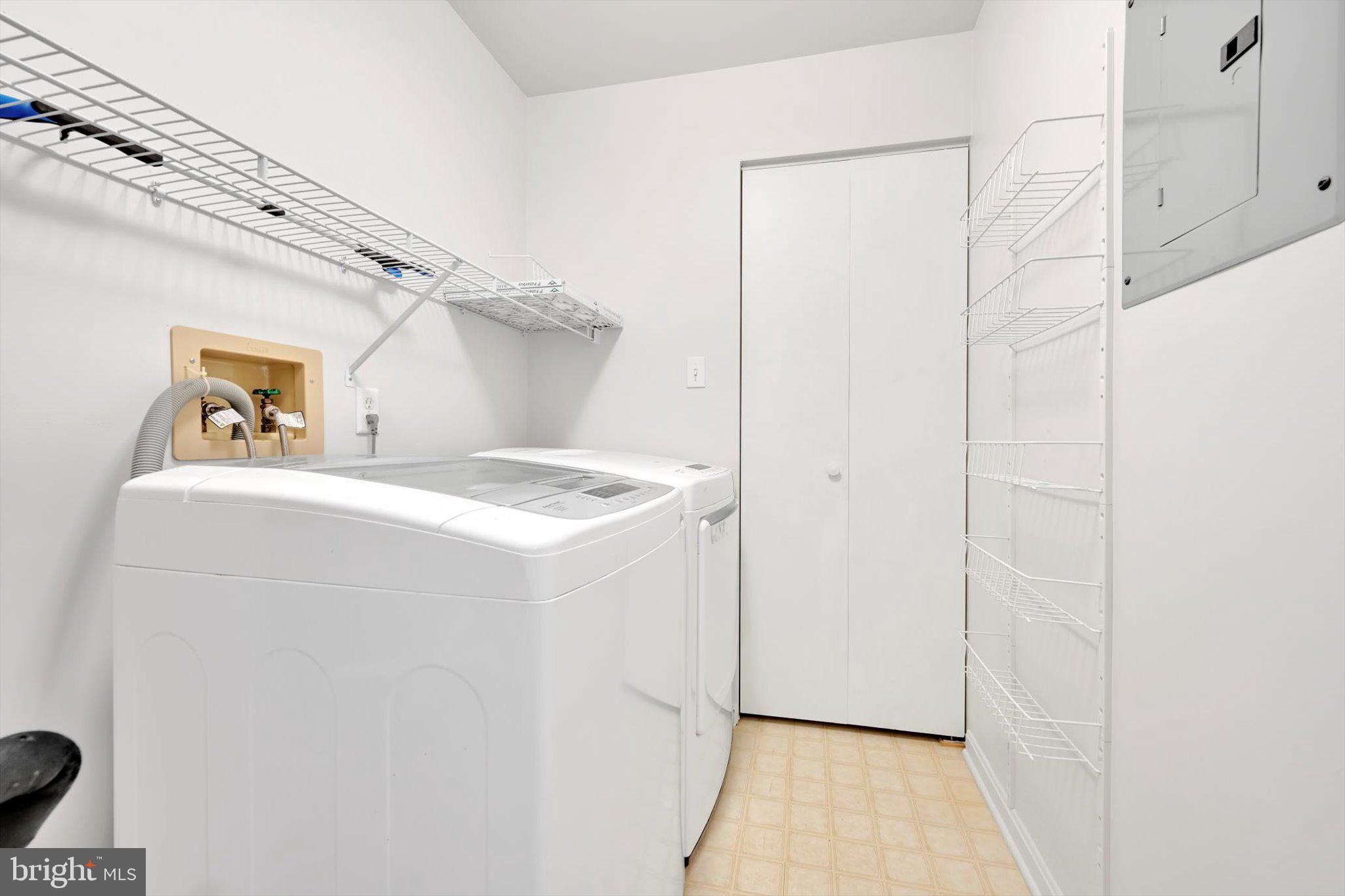 209 Greenview Drive Lancaster, PA 17601 - Photo 13 of 25 Laundry