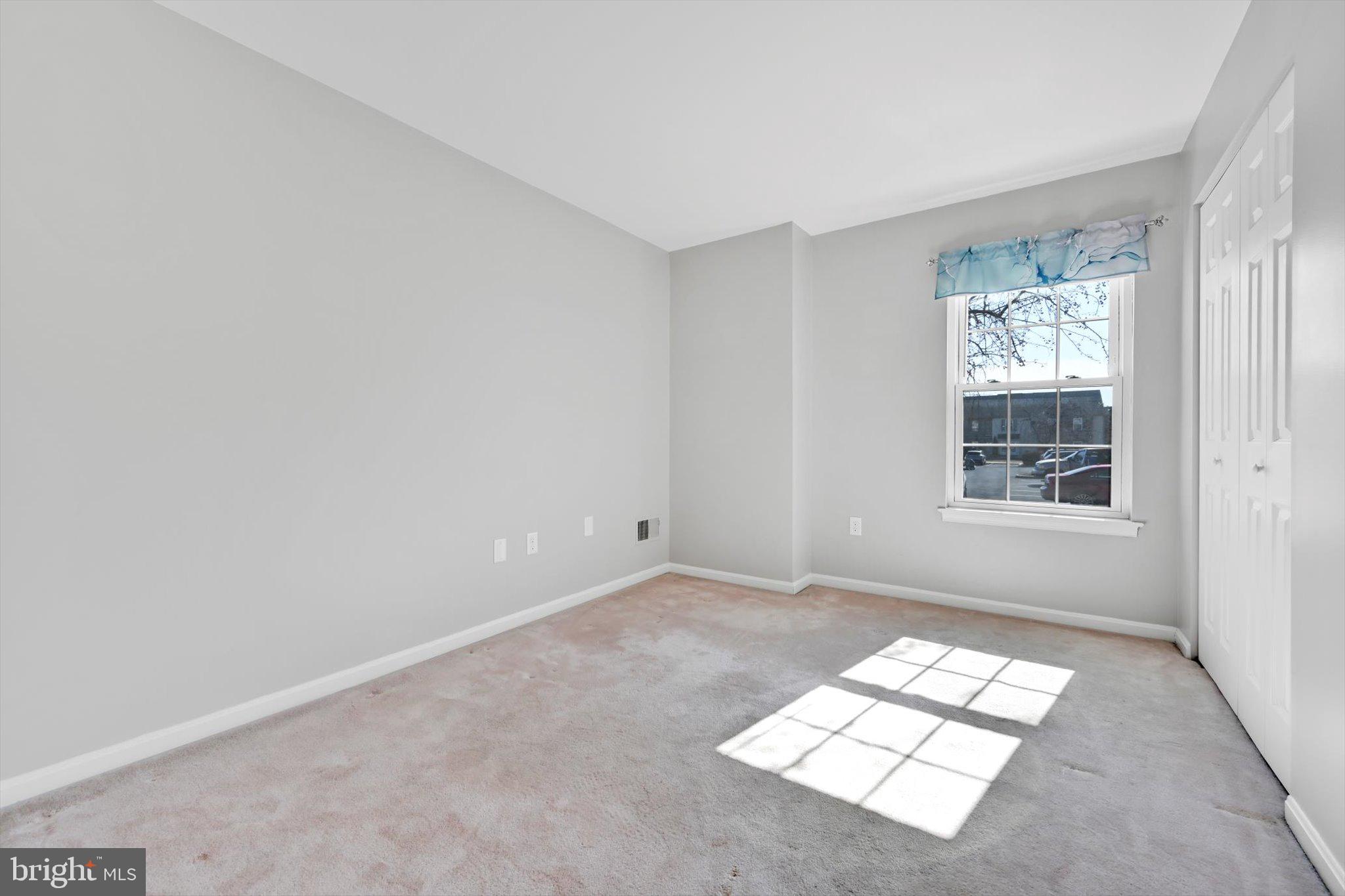 209 Greenview Drive Lancaster, PA 17601 - Photo 20 of 25 Bedroom 3