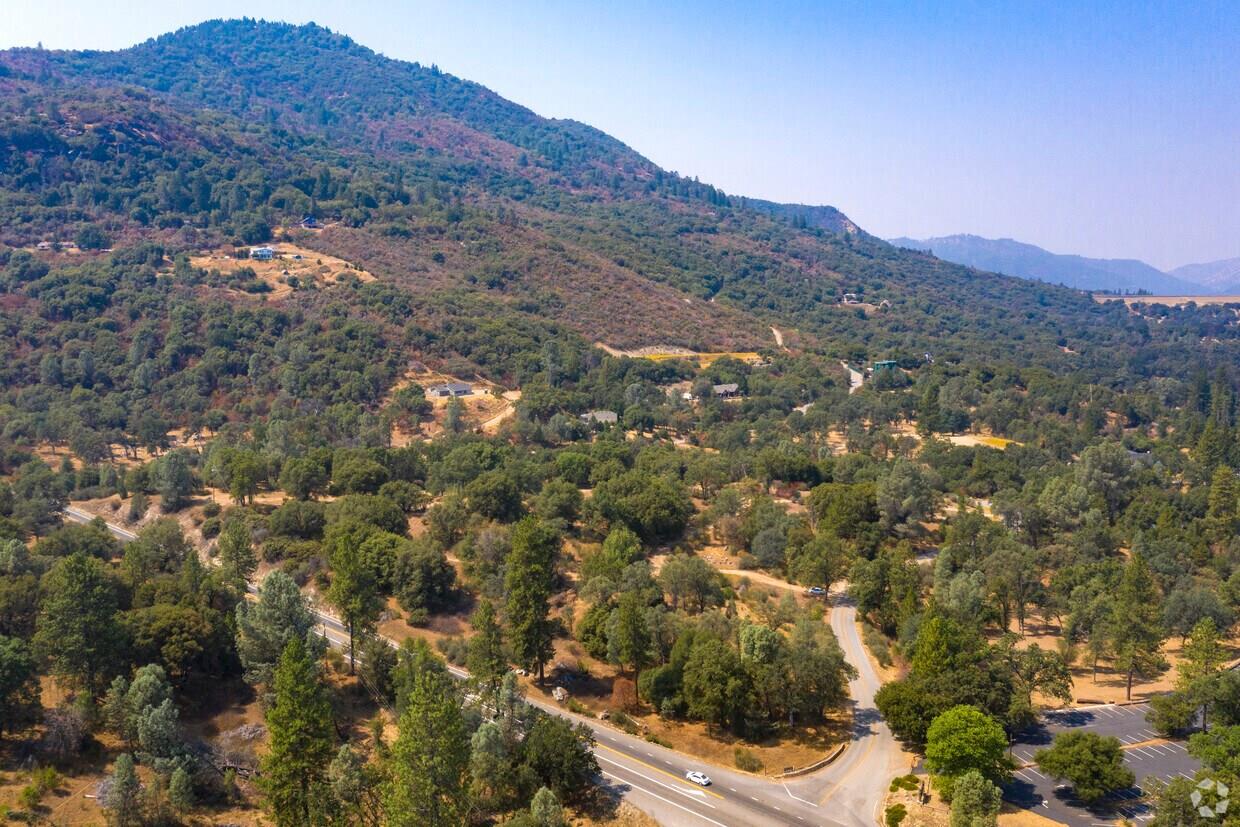 0 Victoria Lane Oakhurst, CA 93644 - Photo 3 of 5 a view of a mountain in the distance