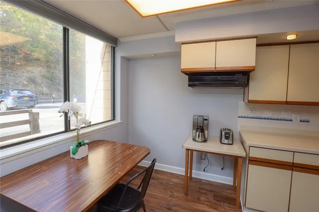 $439,000 | 11 Cliffside Drive, South Bristol, NY 14424