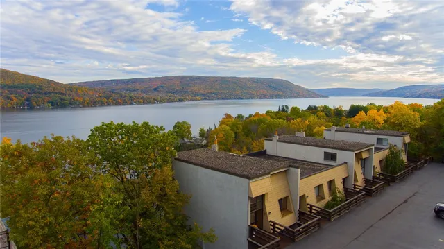 $439,000 | 11 Cliffside Drive, South Bristol, NY 14424