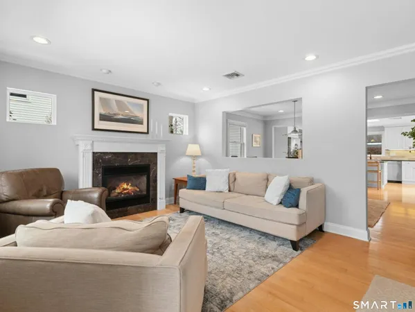 $1,375,000 | 11 Patton Drive, Darien, CT 06820