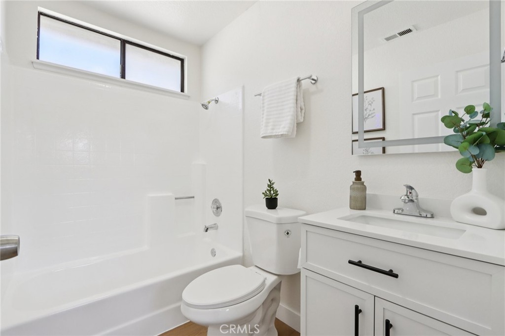 23535 Rhea Drive Moreno Valley, CA 92557 - Photo 12 of 24