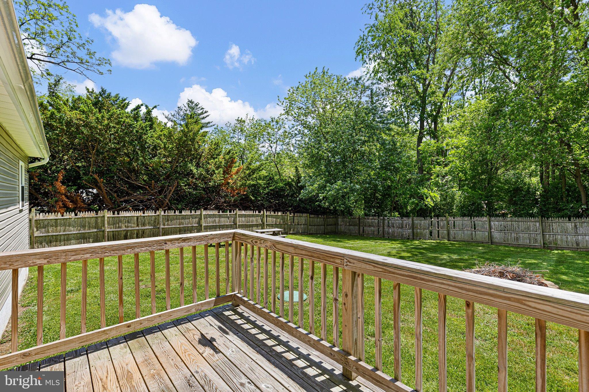 370 Big Elk Chapel Road Elkton, MD 21921 - Photo 14 of 29 a view of balcony with wooden floor and fence