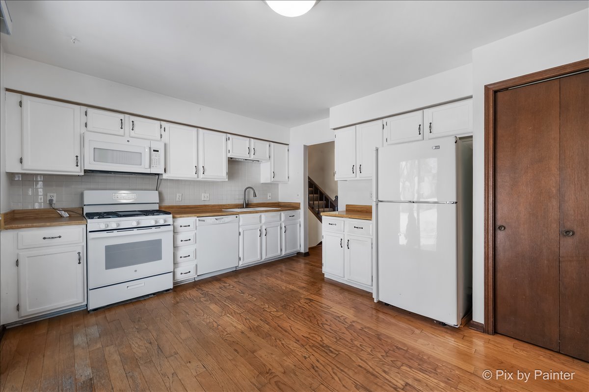 55 Duxbury Lane Cary, IL 60013 - Photo 11 of 36