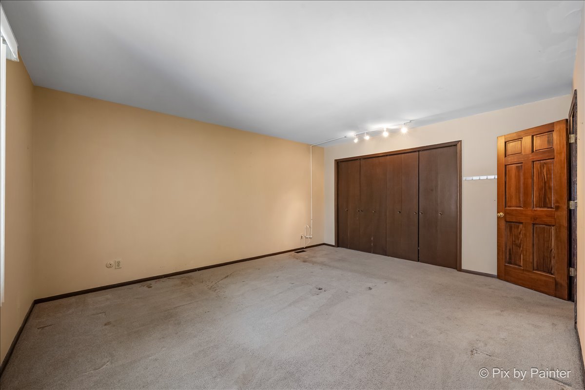 55 Duxbury Lane Cary, IL 60013 - Photo 15 of 36