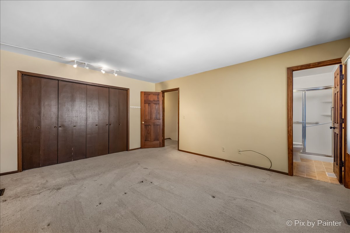 55 Duxbury Lane Cary, IL 60013 - Photo 16 of 36