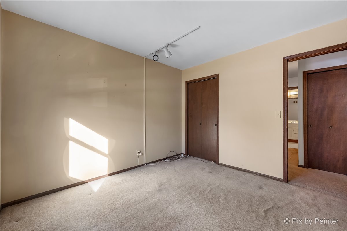 55 Duxbury Lane Cary, IL 60013 - Photo 21 of 36