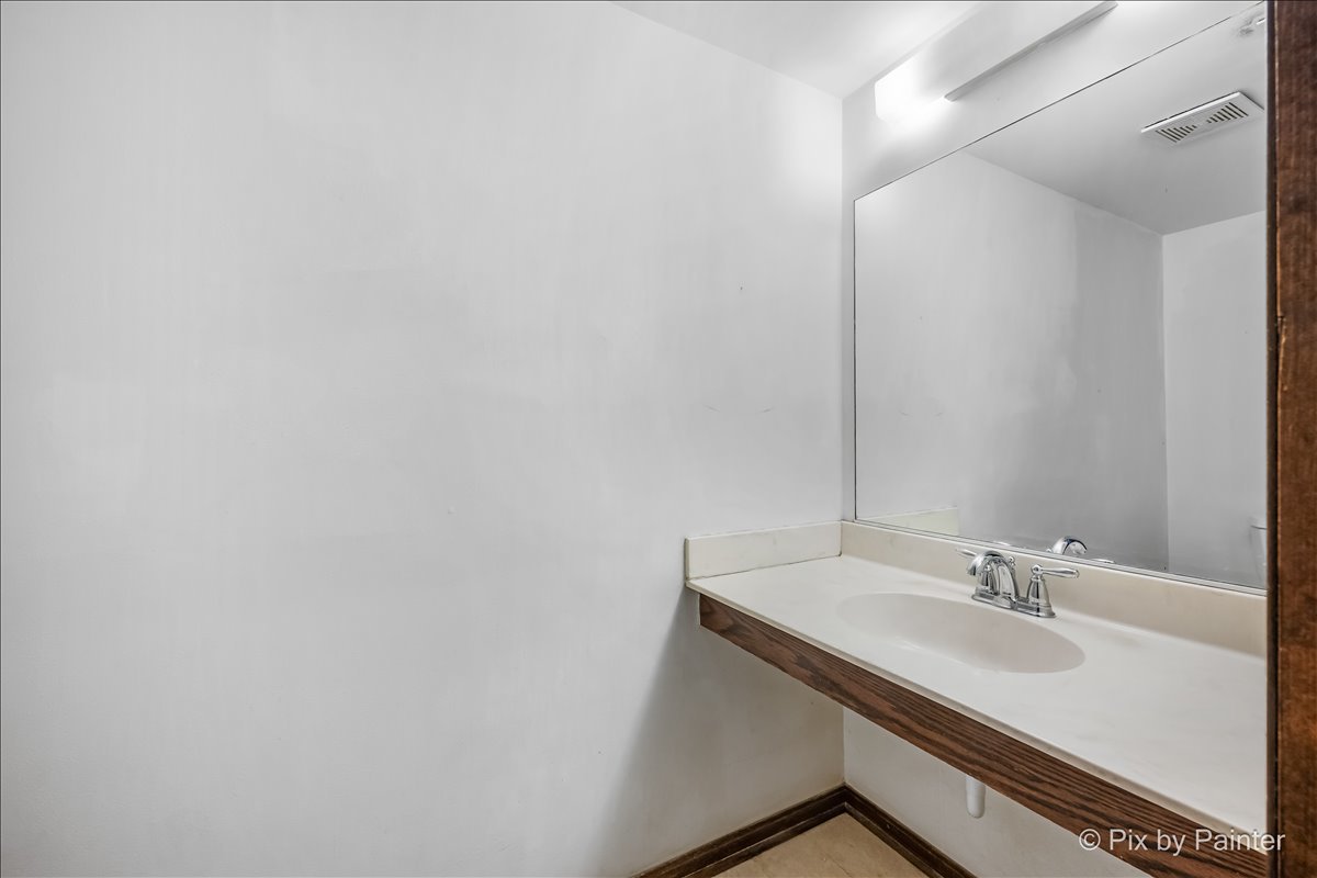 55 Duxbury Lane Cary, IL 60013 - Photo 27 of 36