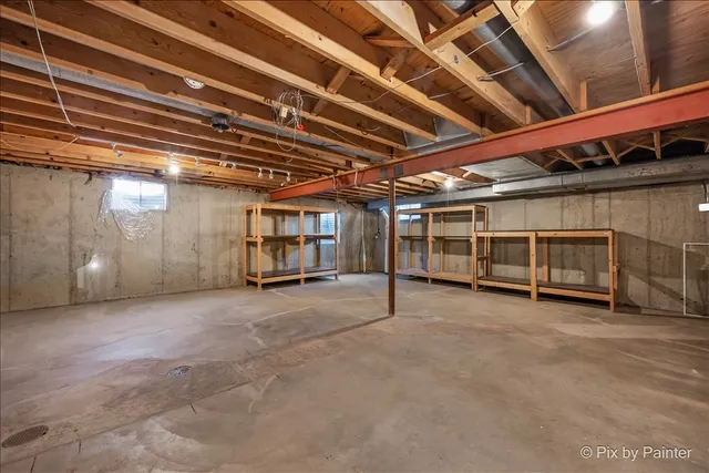 $335,000 | 55 Duxbury Lane, Cary, IL 60013