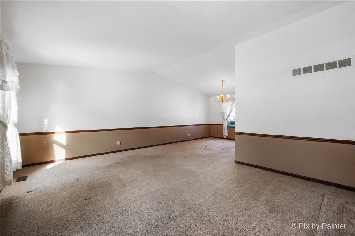 55 Duxbury Lane Cary, IL 60013 - Photo 6 of 36