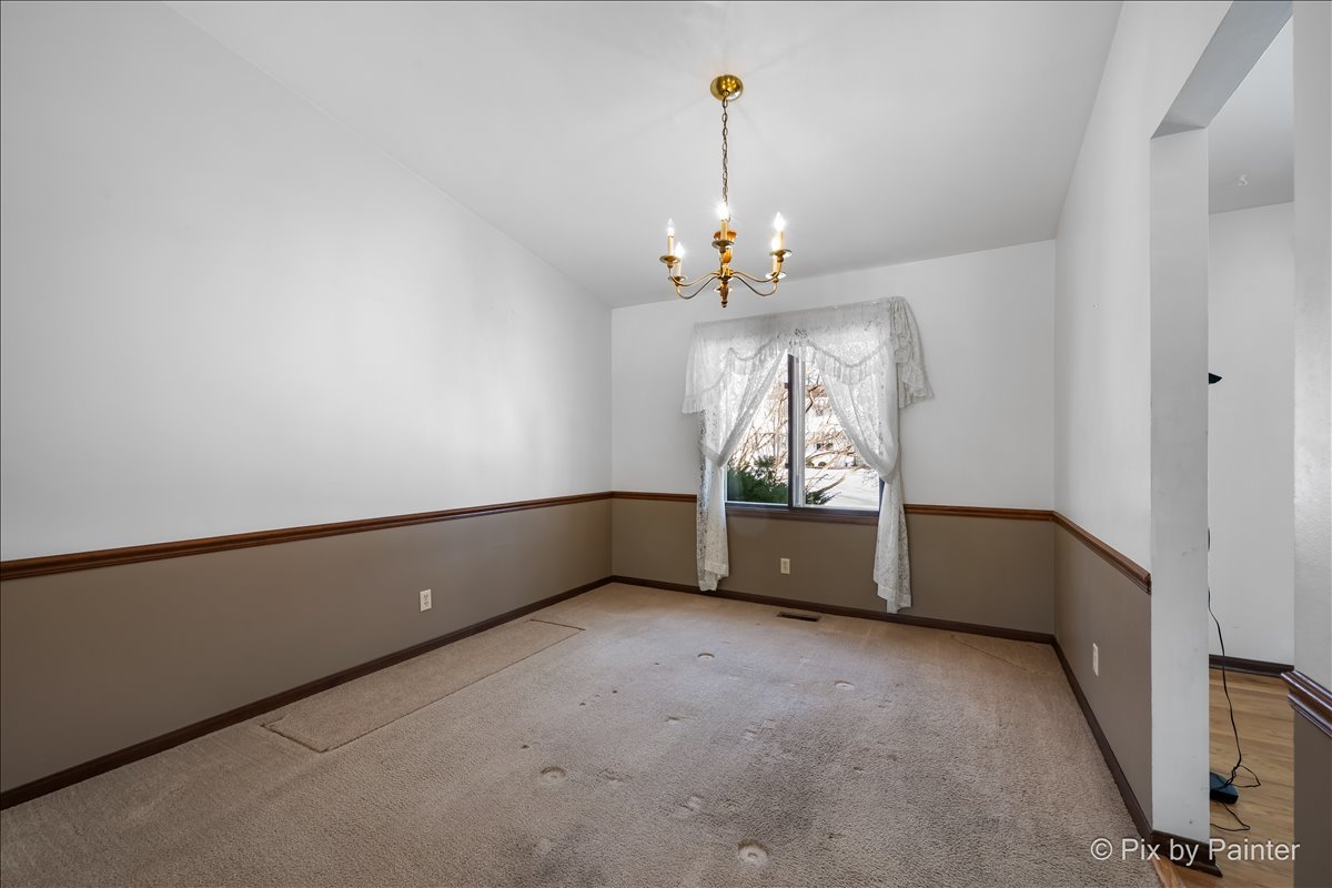 55 Duxbury Lane Cary, IL 60013 - Photo 9 of 36