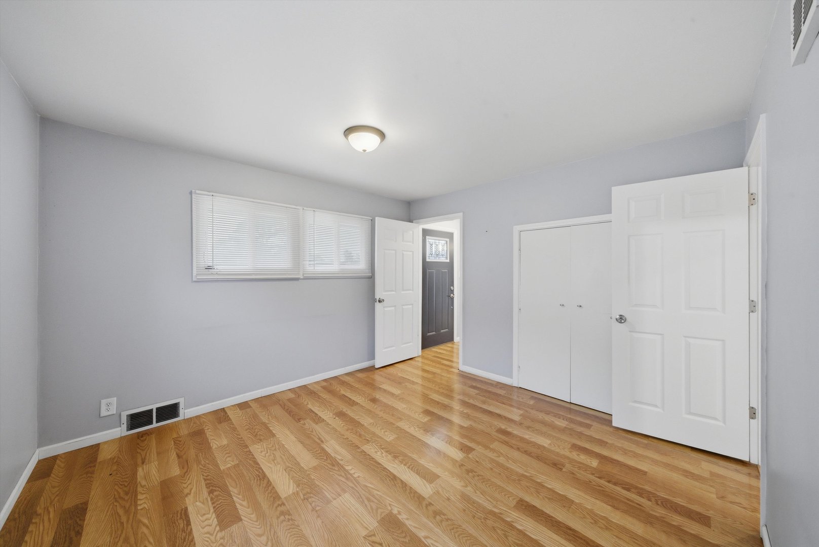 1517 East Roosevelt Road Wheaton, IL 60187 - Photo 16 of 54