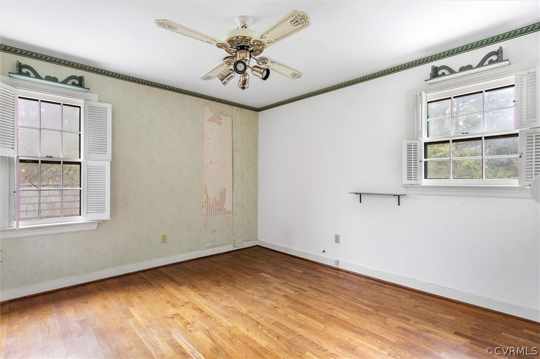 3802 Pebble Creek Road Midlothian, VA 23112 - Photo 17 of 25 an empty room with a window