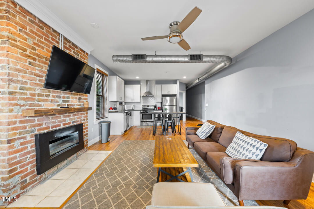 217 Hood Street Durham, NC 27701 - Photo 22 of 33 DSC09408