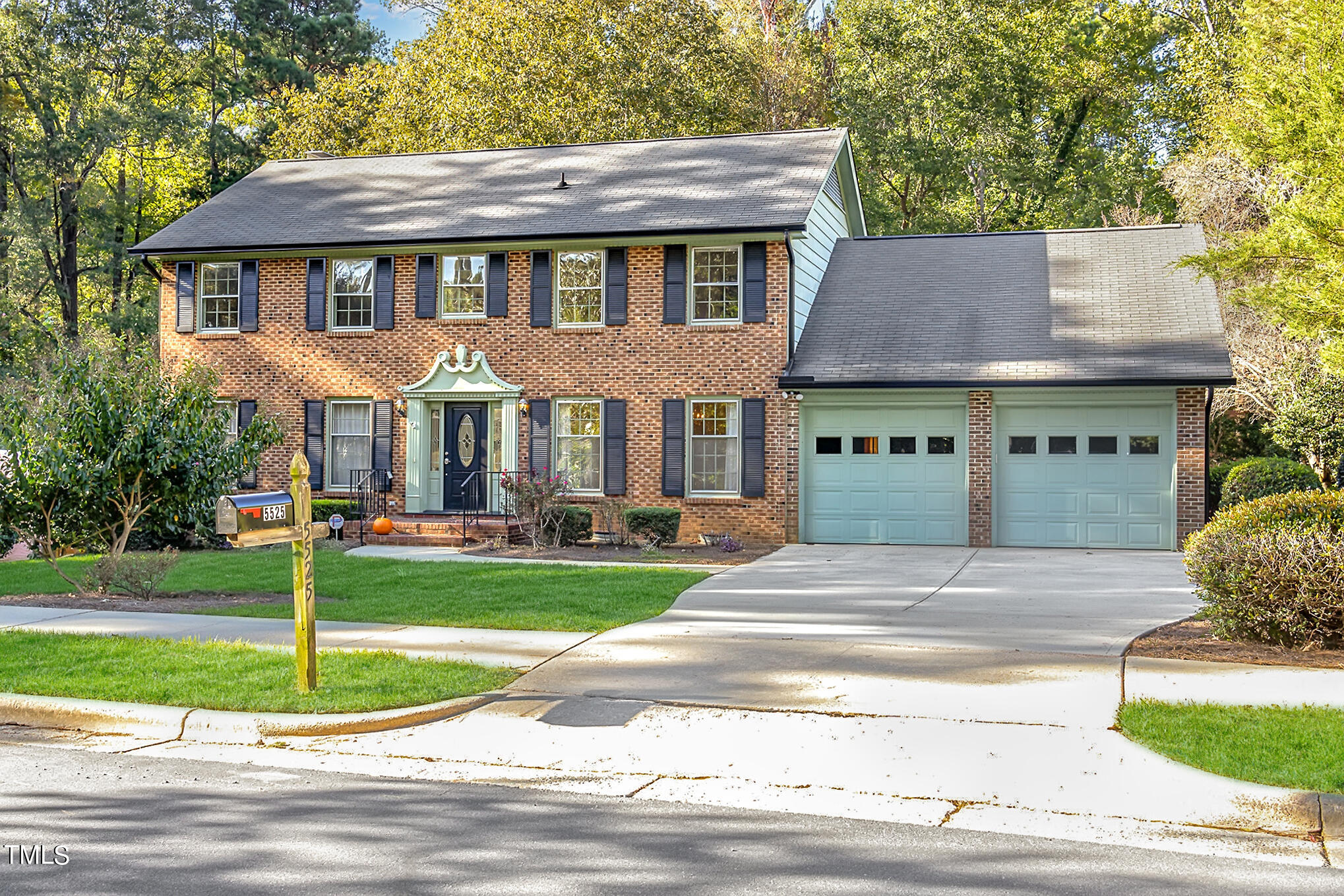 5525 Shadowbrook Drive Raleigh, NC 27612 - Photo 1 of 29 Exterior Front
