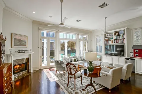 $1,160,000 | 3900 Perrier Street, New Orleans, LA 70115