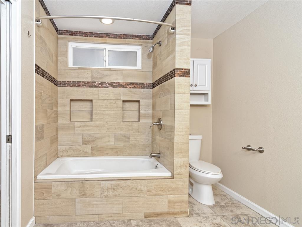 13421 Sutter Mill Road Poway, CA 92064 - Photo 15 of 25