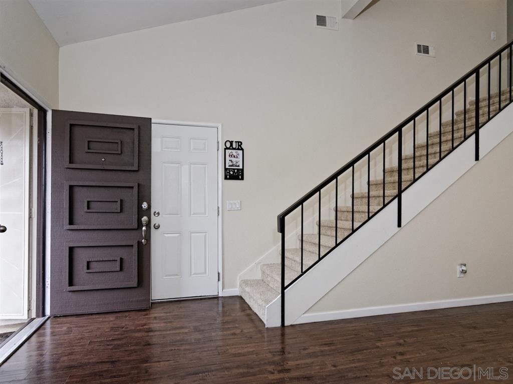 13421 Sutter Mill Road Poway, CA 92064 - Photo 5 of 25