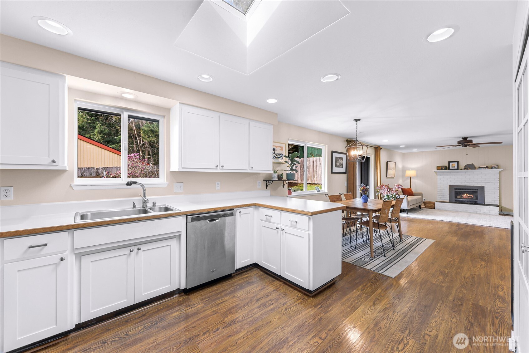 3719 Spring Coulee Road Bellingham, WA 98226 - Photo 15 of 39