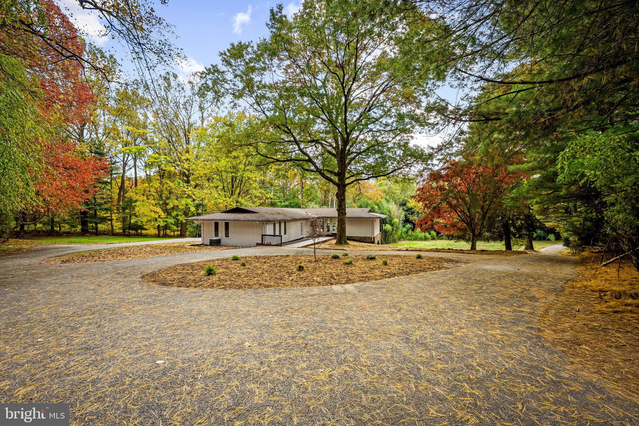 Beautiful driveway with ample parking