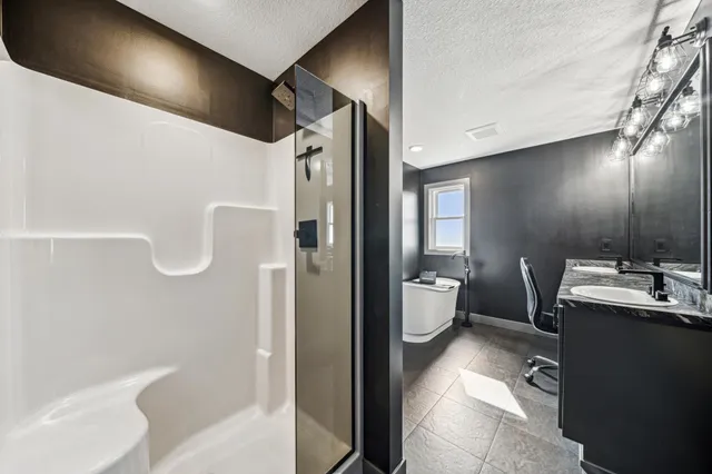 $589,900 | 35647 Oxford Avenue, Center City, MN 55012