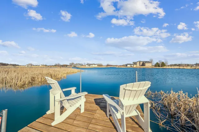 $589,900 | 35647 Oxford Avenue, Center City, MN 55012