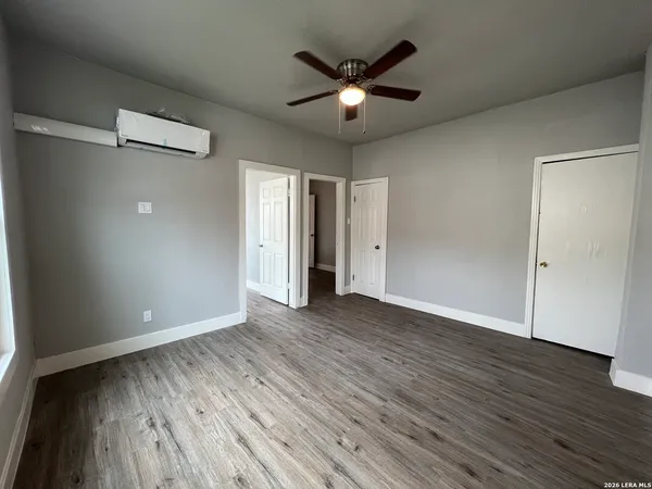 $1,000 | 107 Stanley Court, Unit 3, San Antonio, TX 78214