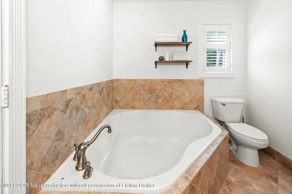 a view of a house with a big yard