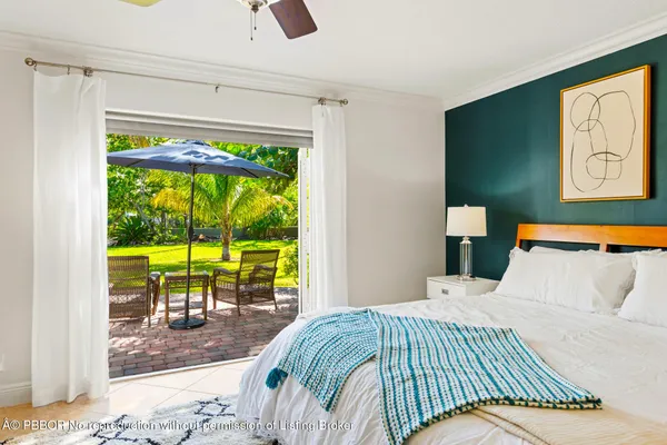 a bathroom with a bathtub and toilet
