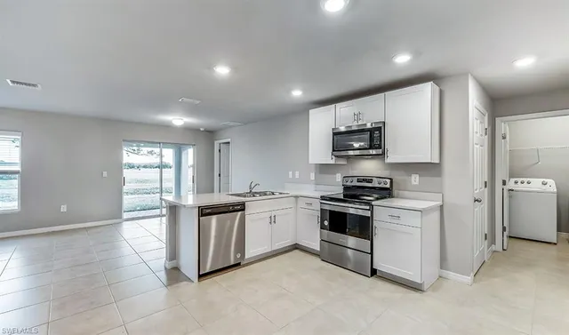 $2,000 | 3003 Lady Lane, LaBelle, FL 33935