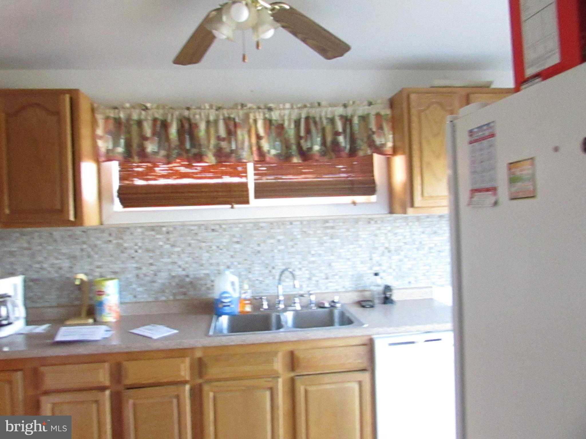 8268 Kavanagh Road Baltimore, MD 21222 - Photo 11 of 30 KITCHEN