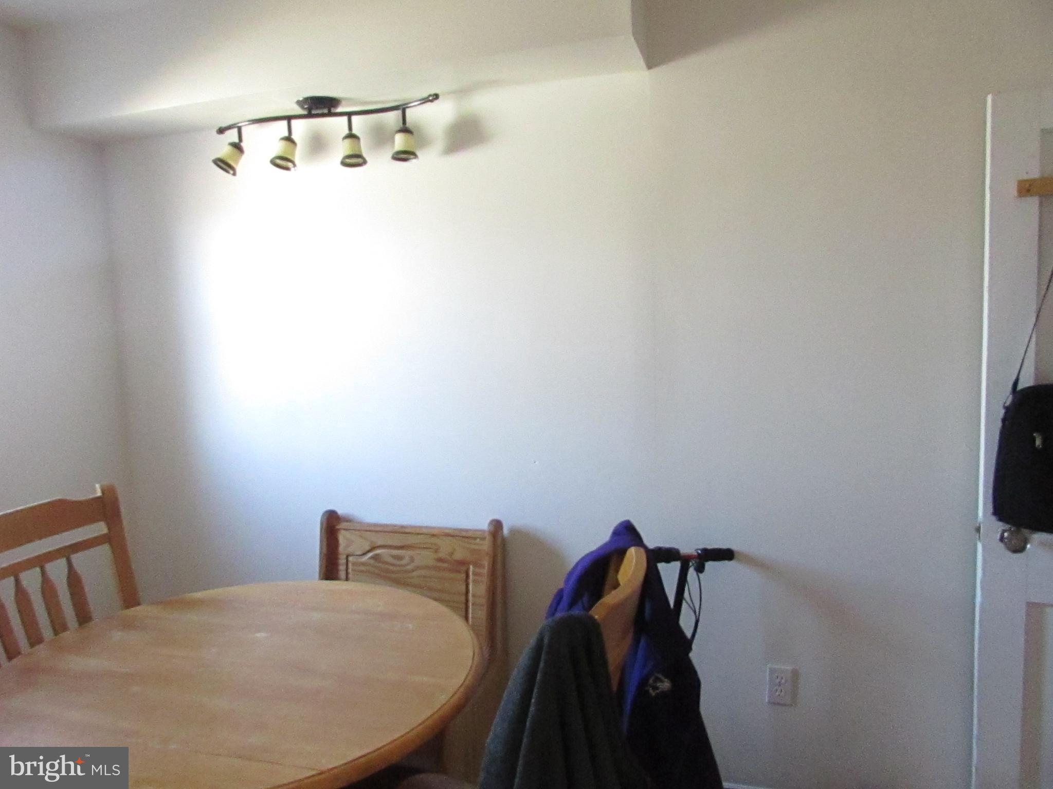 8268 Kavanagh Road Baltimore, MD 21222 - Photo 15 of 30 DINING ROOM