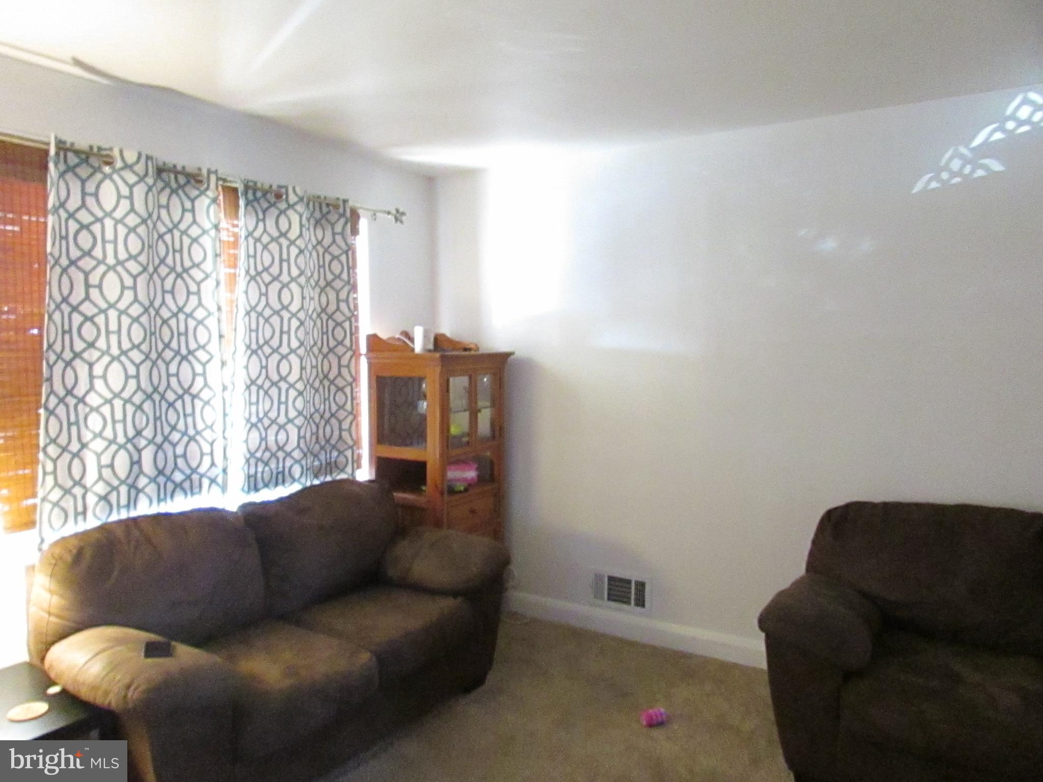 8268 Kavanagh Road Baltimore, MD 21222 - Photo 18 of 30 ANOTHER VIEW LIVING ROOM