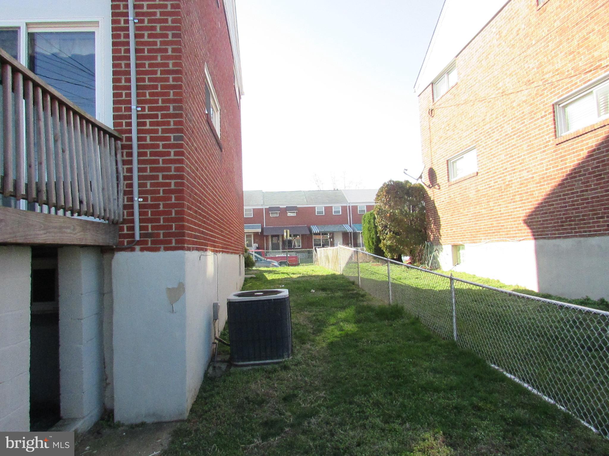 8268 Kavanagh Road Baltimore, MD 21222 - Photo 6 of 30 SIDE VIEW