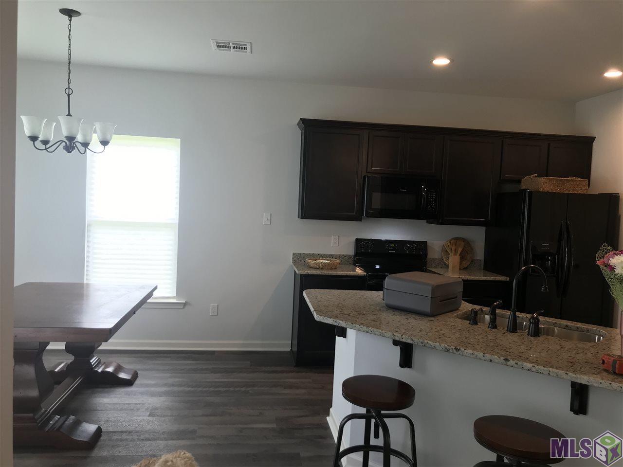 157 Shadow Pointe Road Thibodaux, LA 70301 - Photo 3 of 7 Gallery Image 3