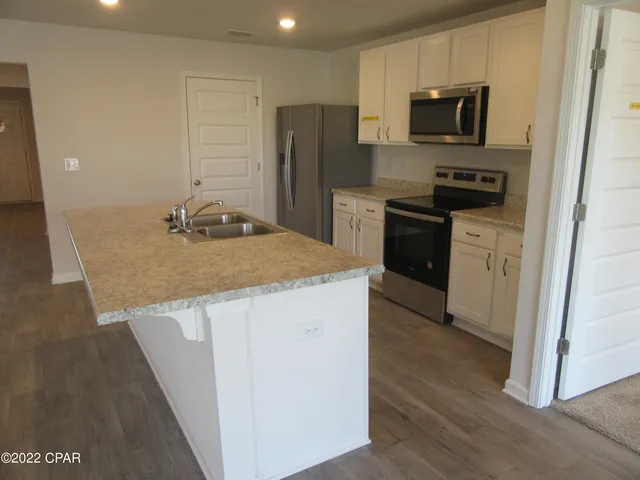 $1,895 | 4015 Pioneer Lane, Panama City, FL 32404